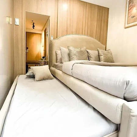 Cay Suites